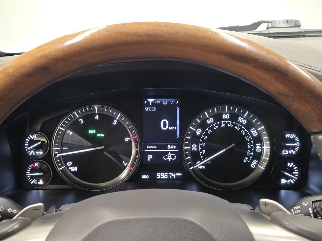 Used 2017 Lexus LX 570 4WD w/ Luxury Package image 33