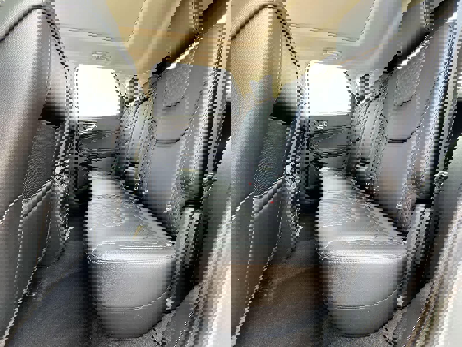 Used 2024 Ford Edge Titanium w/ Equipment Group 301A image 19