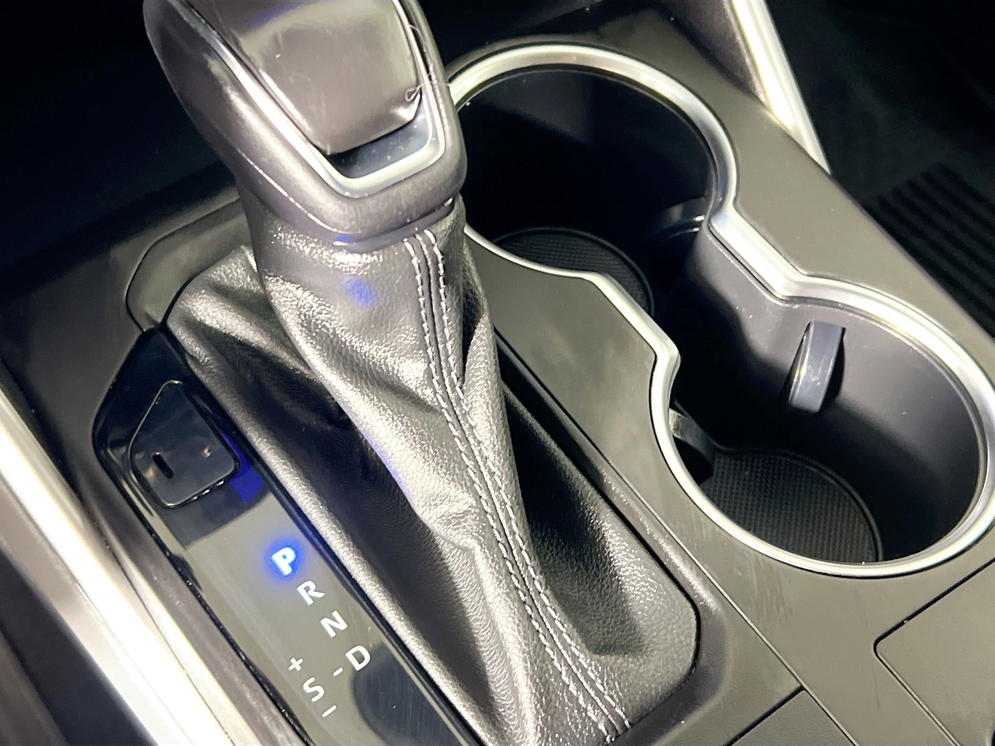 Used 2023 Toyota Highlander LE image 25