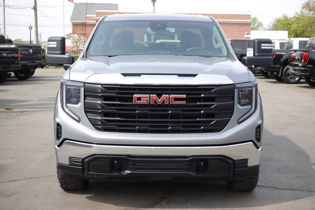 Used 2023 GMC Sierra 1500 Pro w/ Pro Value Package AWD/4WD image 6