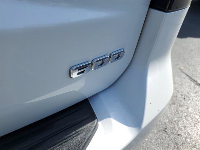 Certified 2024 Cadillac Escalade Luxury RWD image 10
