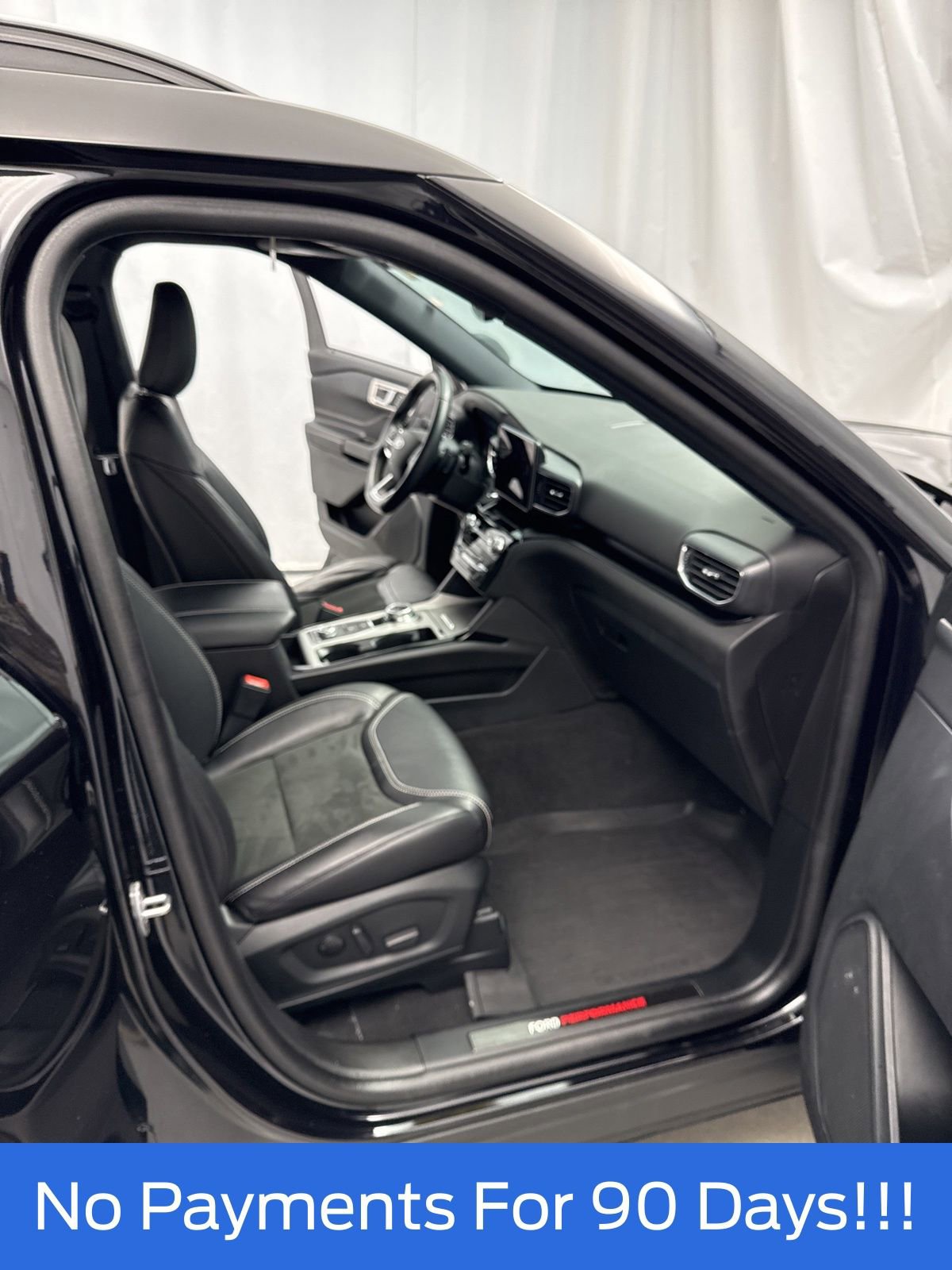 Used 2023 Ford Explorer ST image 31