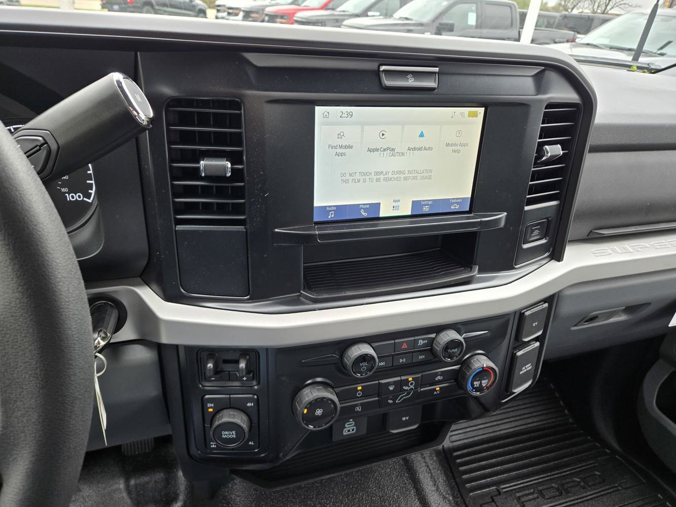 New 2025 Ford F350 XLT w/ FX4 Off-Road Package image 6