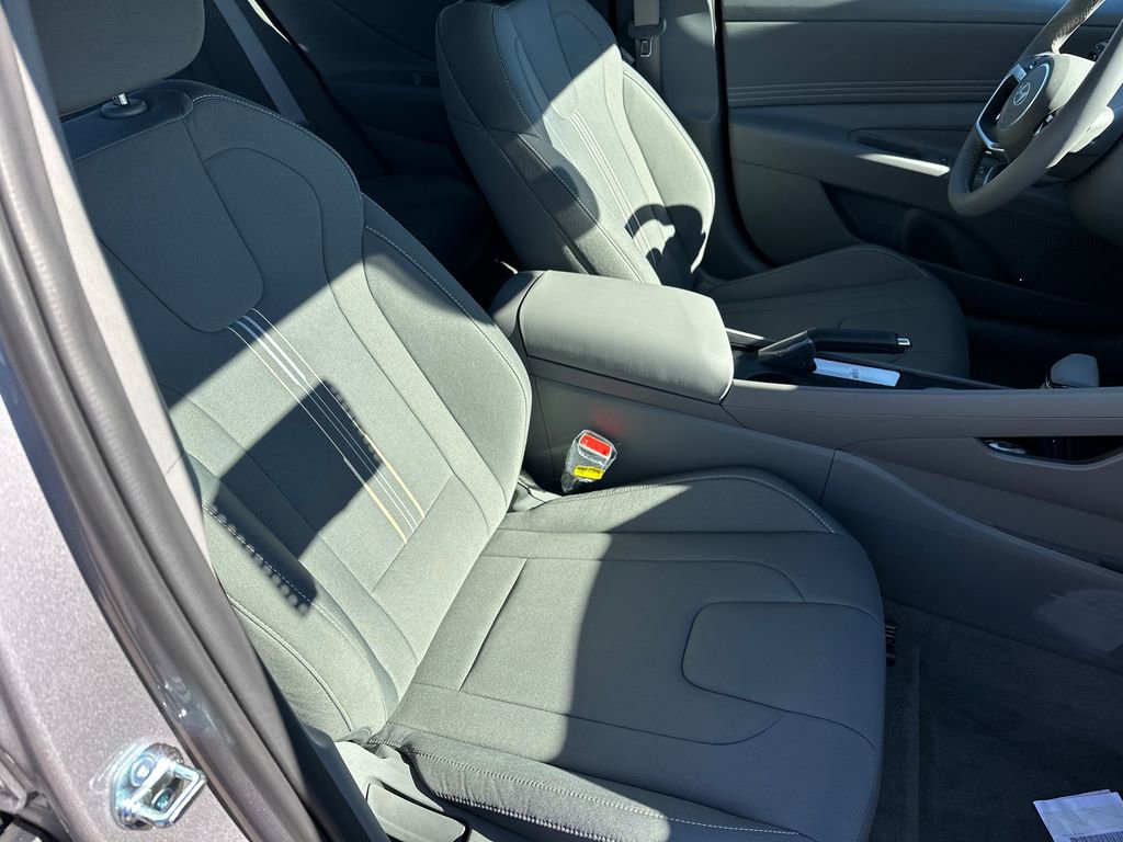 New 2026 Hyundai Elantra Sport image 12