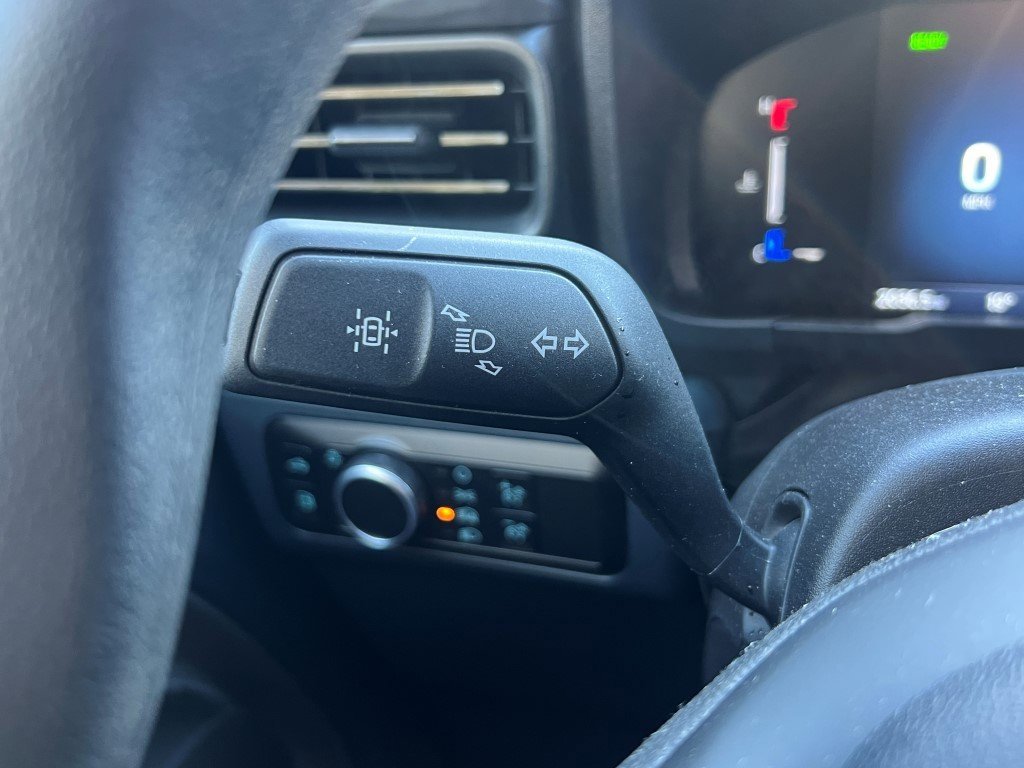 Used 2025 Ford Maverick XL image 30