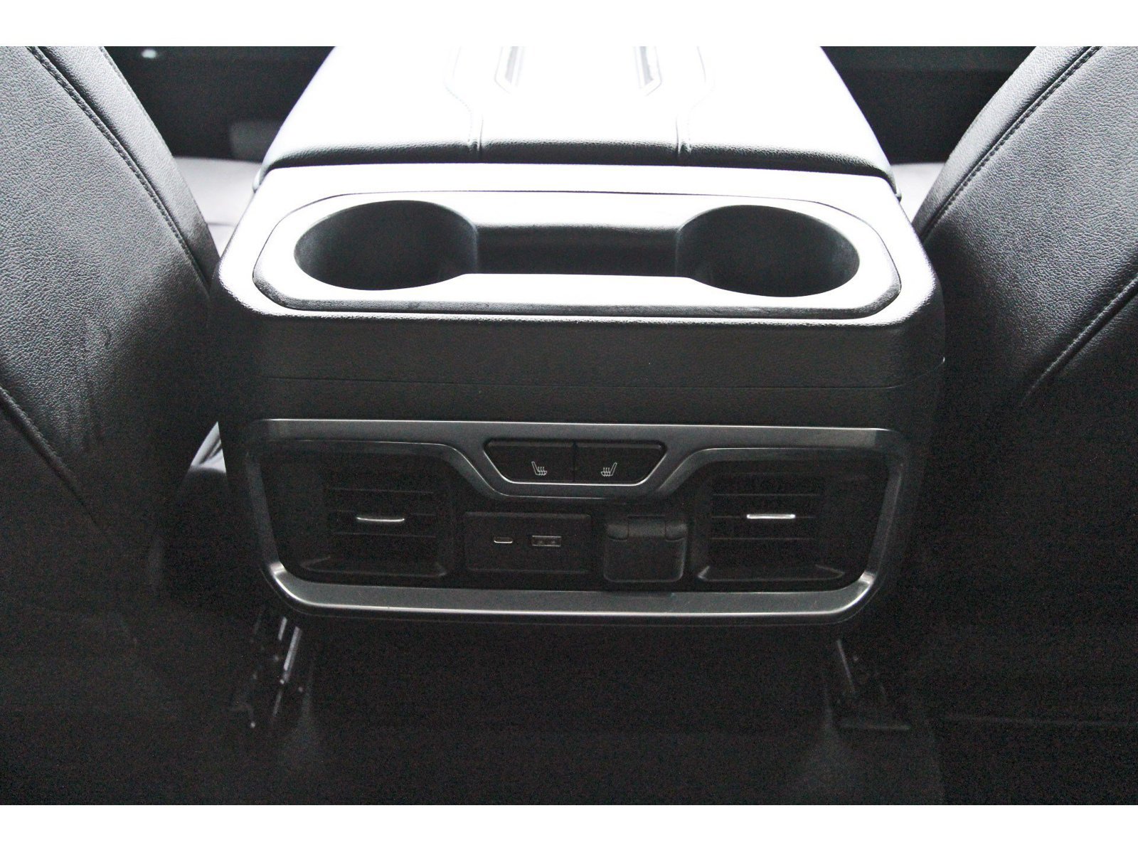 Used 2021 Chevrolet Silverado 1500 LTZ w/ LTZ Premium Texas Edition AWD/4WD image 15