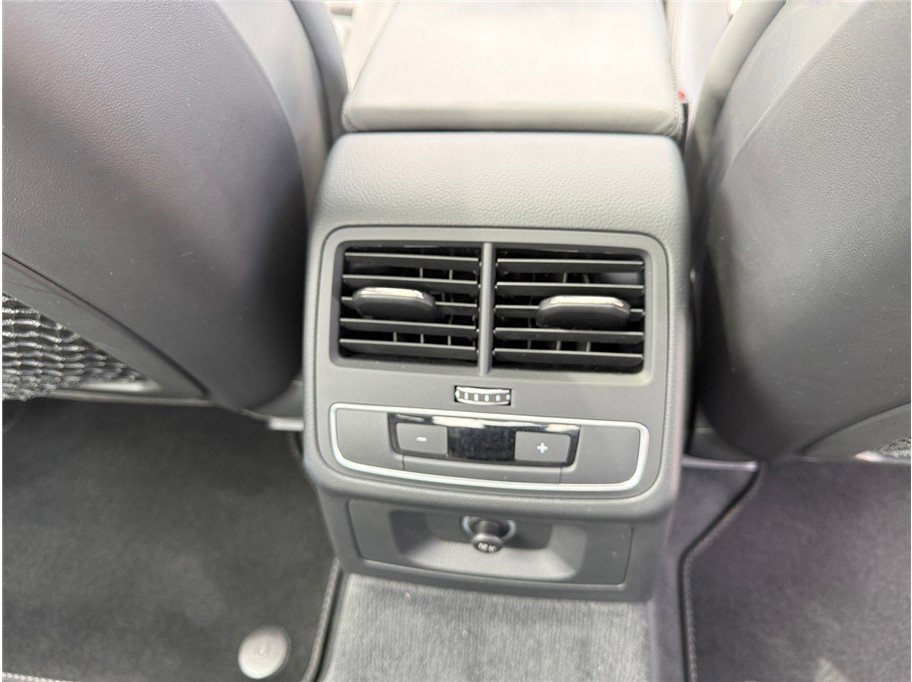 Used 2018 Audi S4 Prestige AWD/4WD image 36