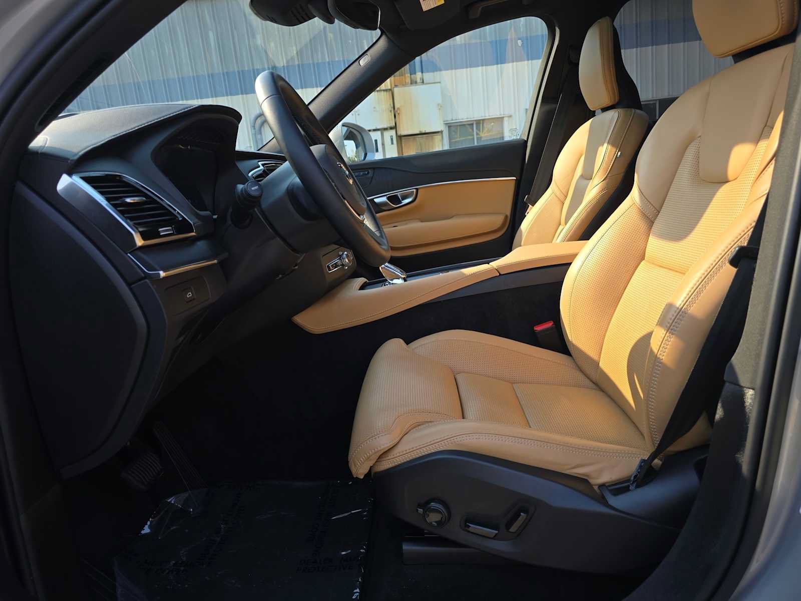 Certified 2023 Volvo XC90 B6 Ultimate AWD/4WD image 20