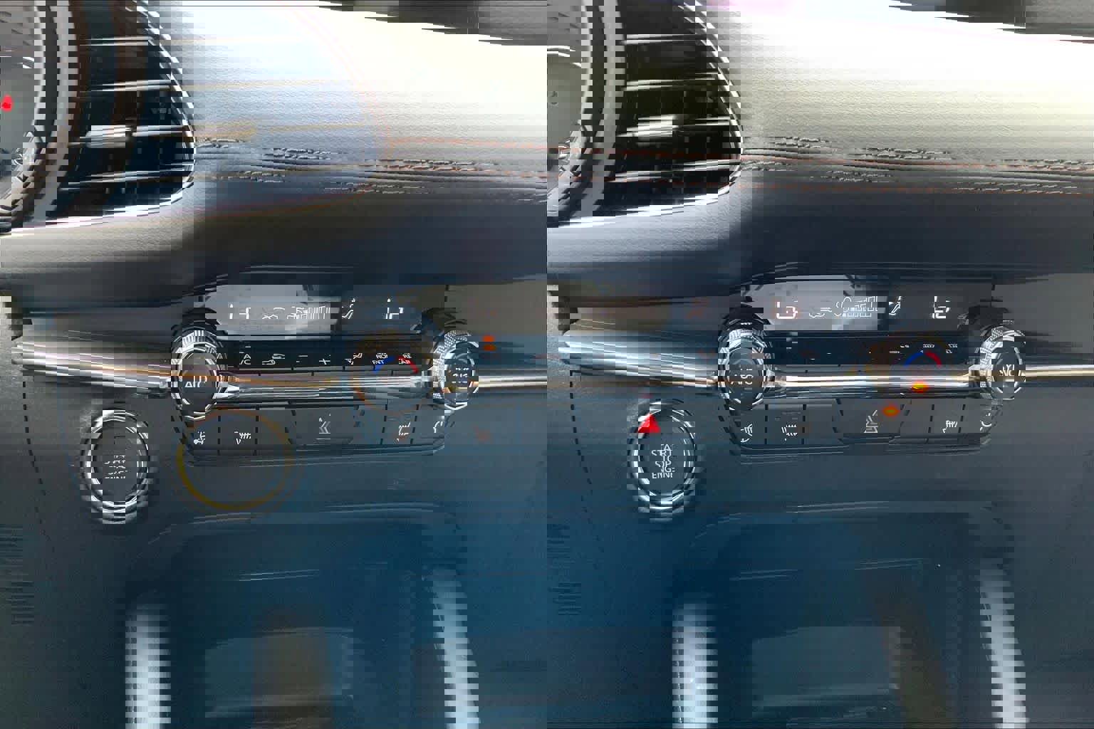 Used 2024 MAZDA MAZDA3 Hatchback w/Premium Plus Pkg AWD/4WD image 32