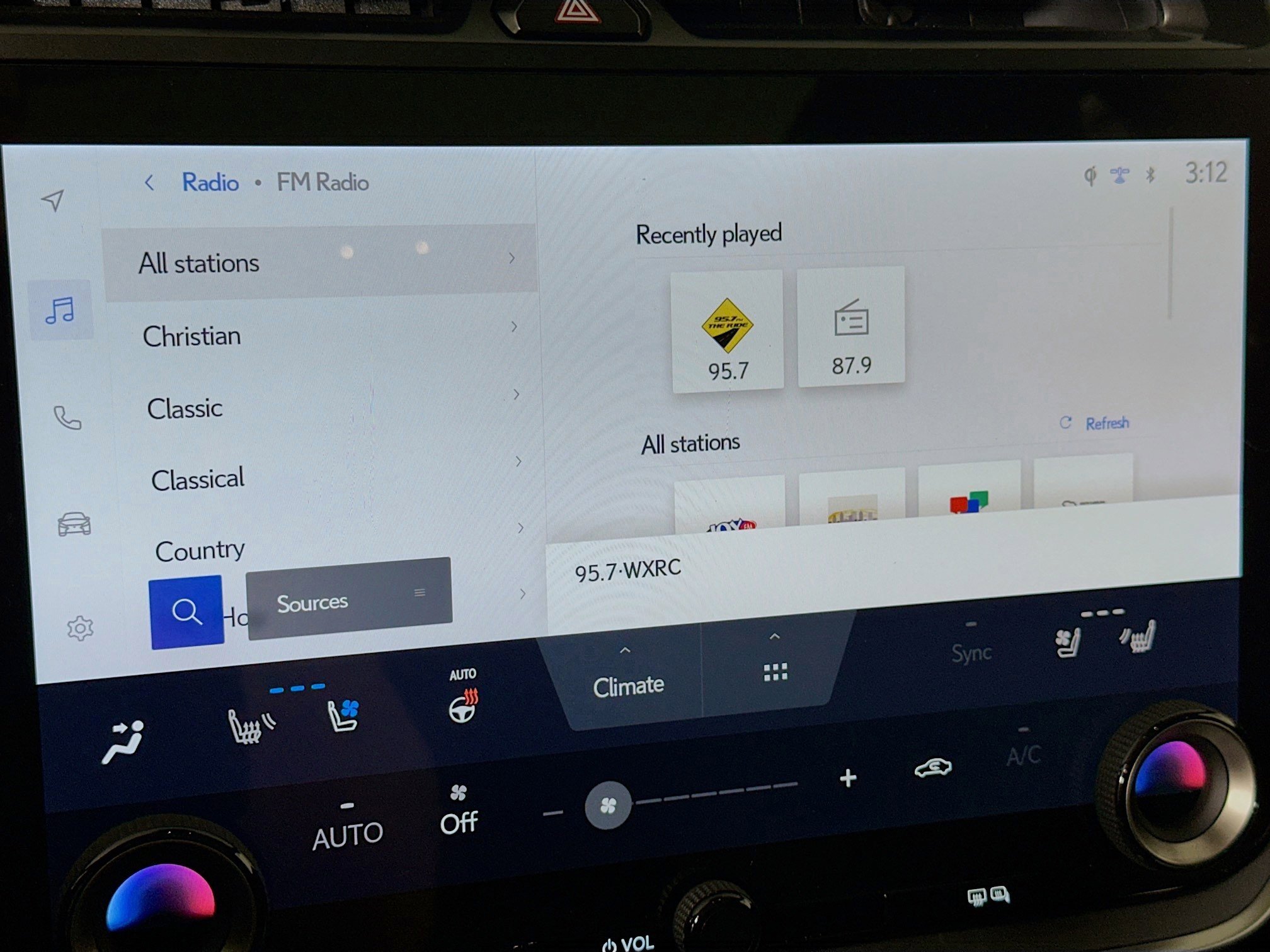 Used 2023 Lexus RZ 450e Premium w/ Accessory Package (Z1) image 21