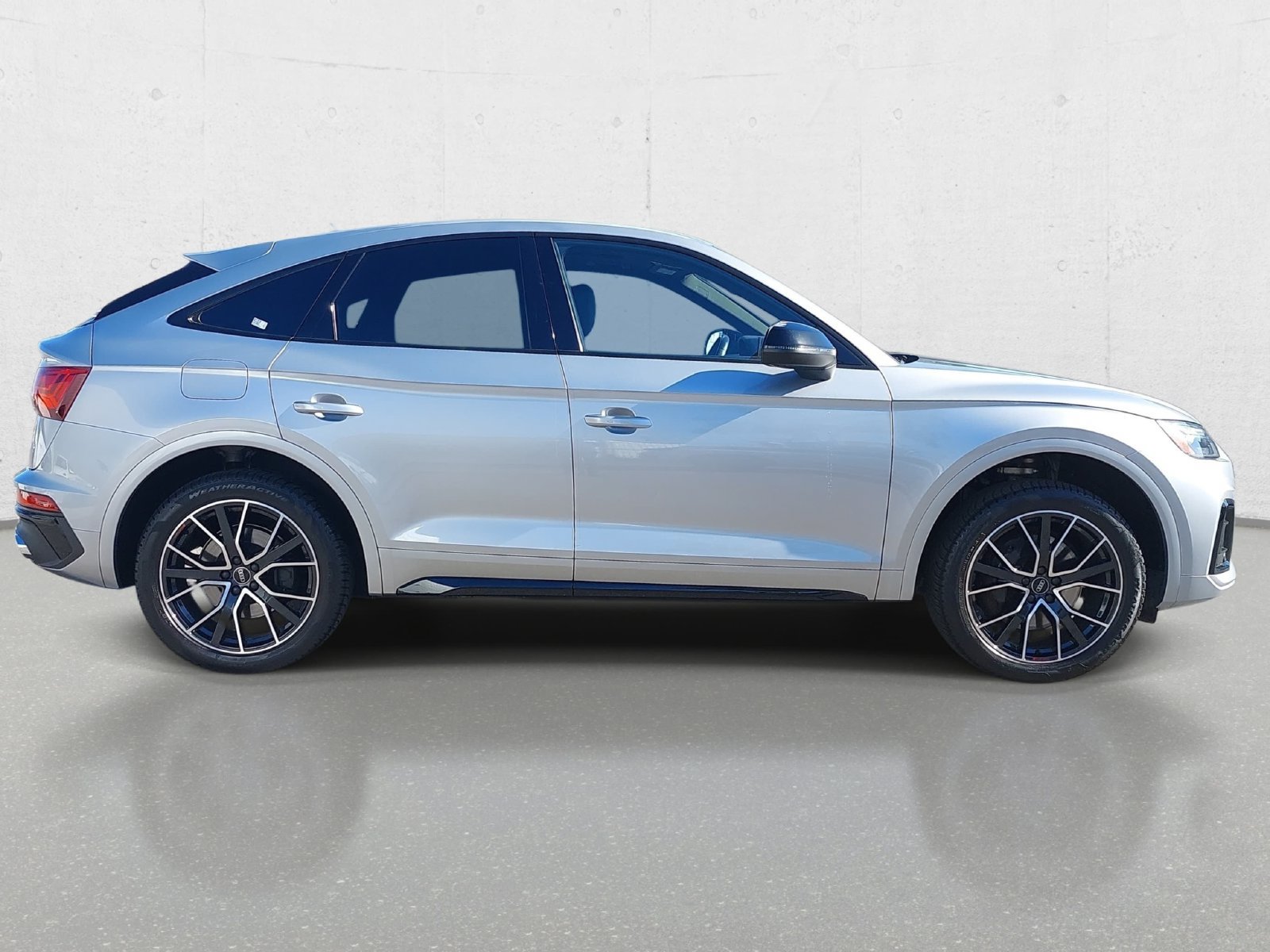 Used 2022 Audi SQ5 Premium Plus w/ Premium Plus Package AWD/4WD image 4