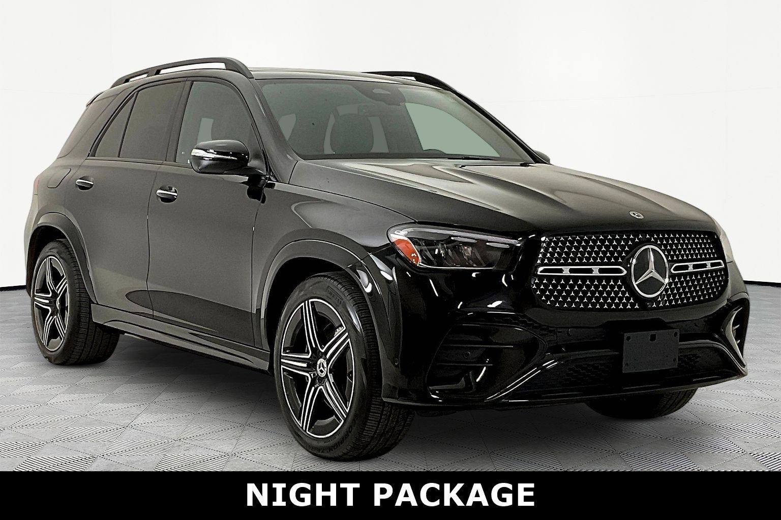 Certified 2025 Mercedes-Benz GLE 350 4MATIC image 3