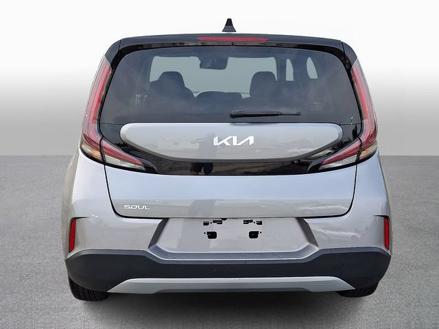 Used 2025 Kia Soul LX w/ LX Technology Package FWD image 5