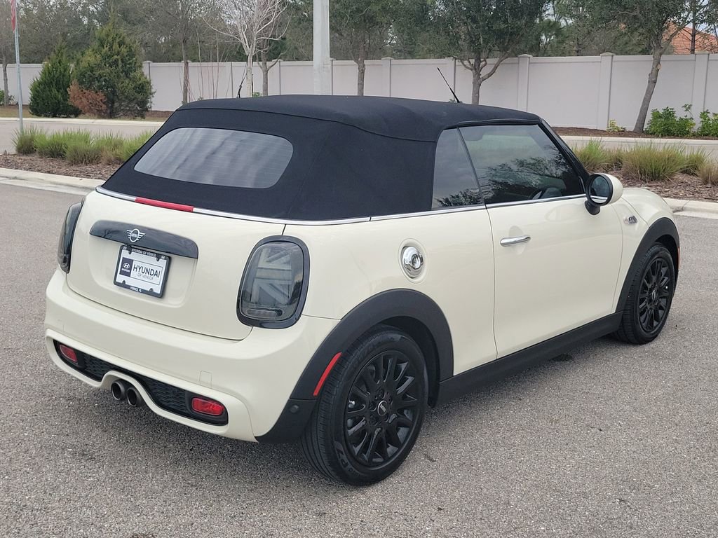 Used 2019 MINI Cooper S w/ Signature Upholstery Package image 6