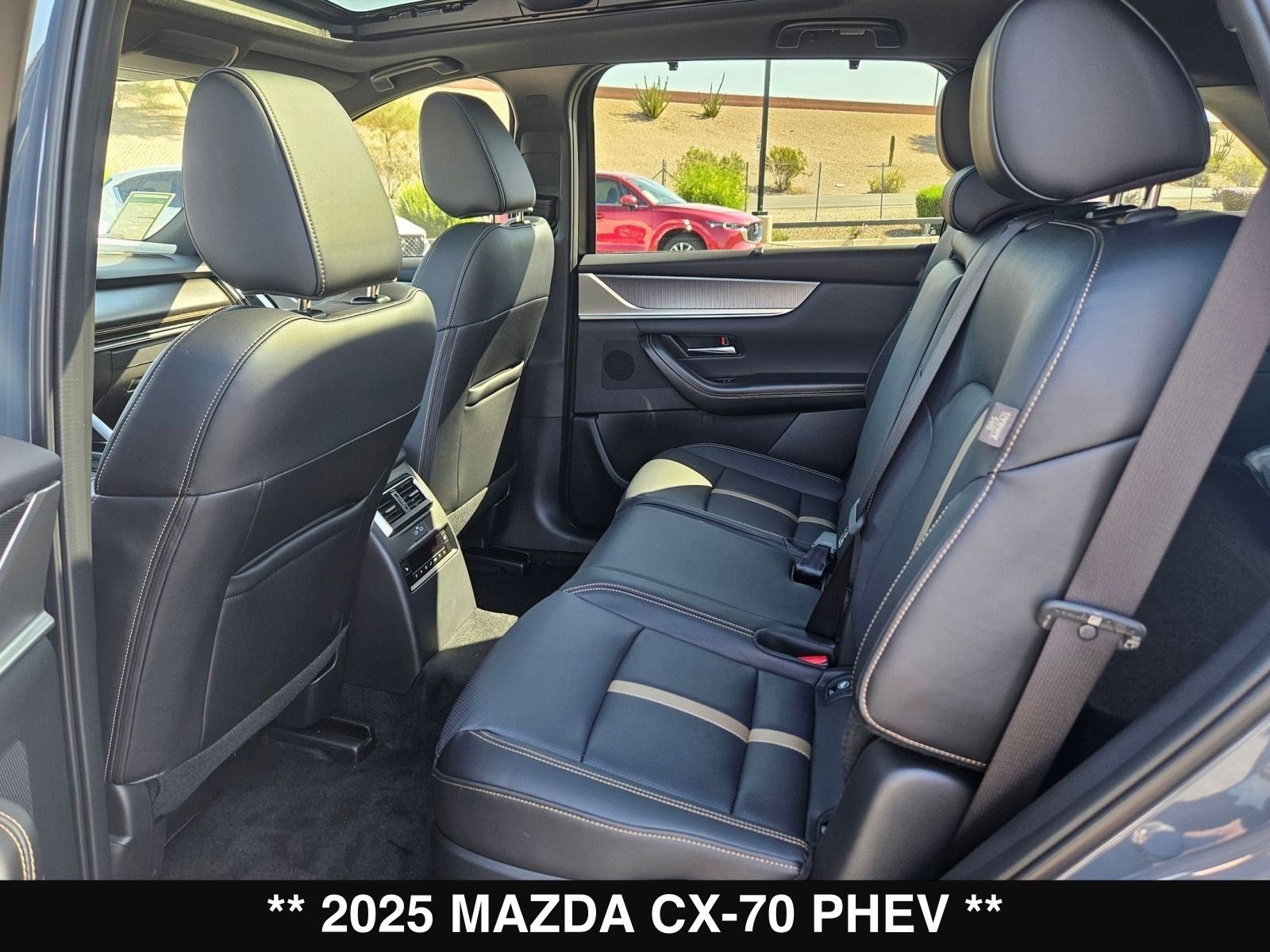 New 2025 MAZDA CX-70 Plug-In Hybrid w/ Premium Plus image 21