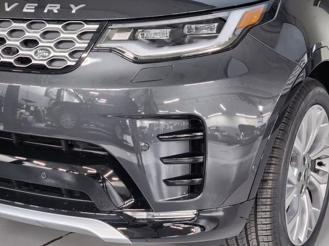 New 2026 Land Rover Discovery Limited Edition AWD/4WD image 12