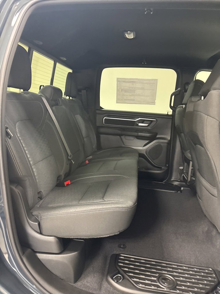 New 2026 RAM 1500 4x4 Crew Cab image 30