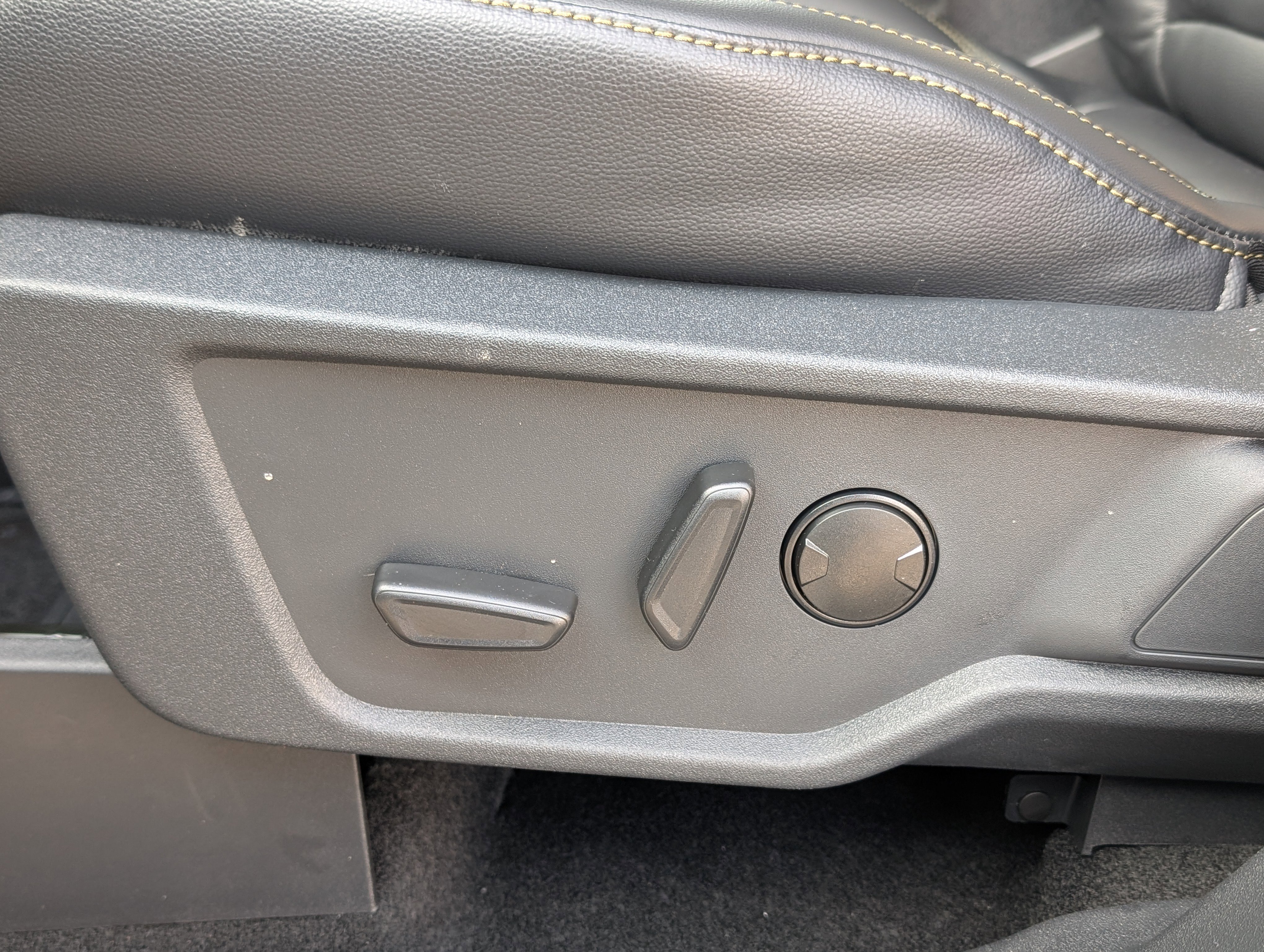 New 2026 Ford Bronco Badlands image 17