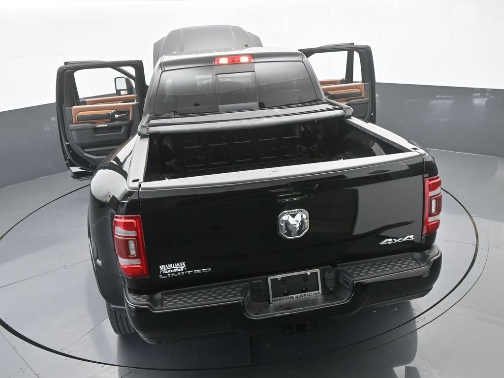 Used 2023 RAM 3500 Limited image 31