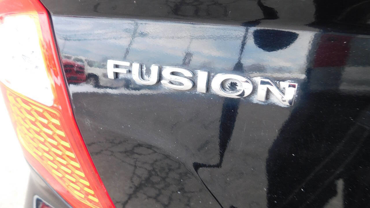 Used 2012 Ford Fusion SE image 13