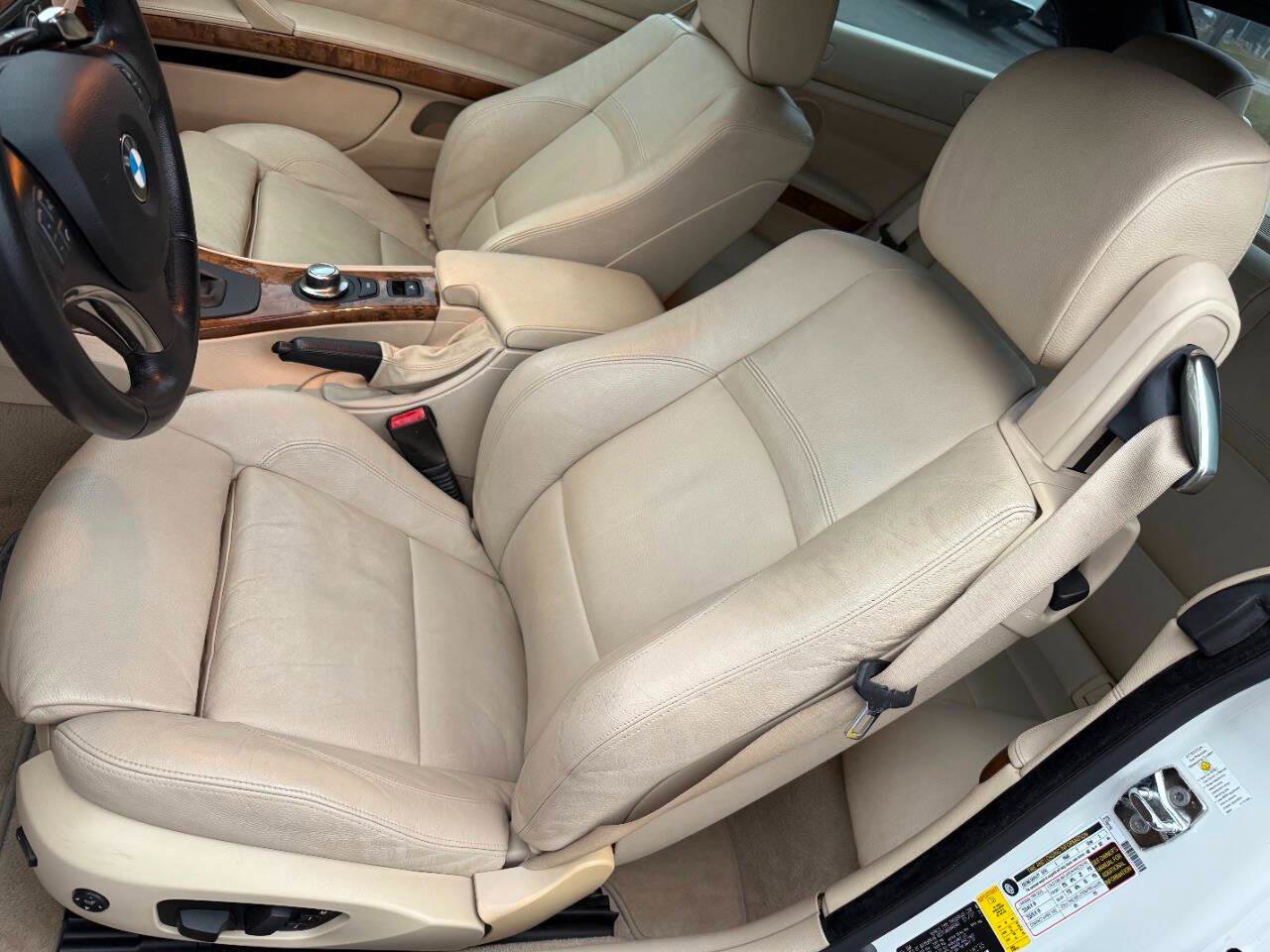 Used 2007 BMW 335i Convertible RWD image 28