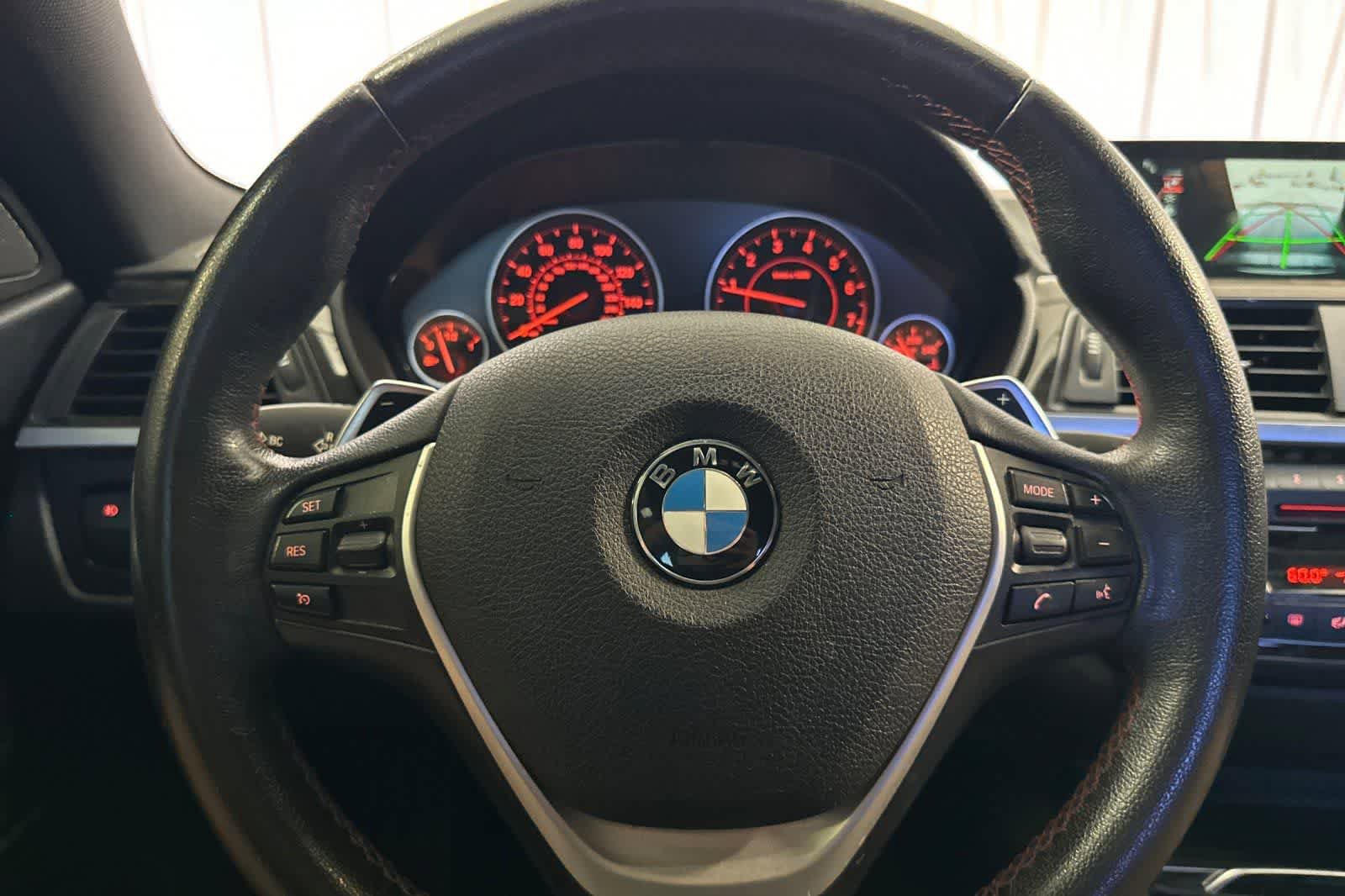 Used 2016 BMW 428i Coupe w/ Technology Package RWD image 25