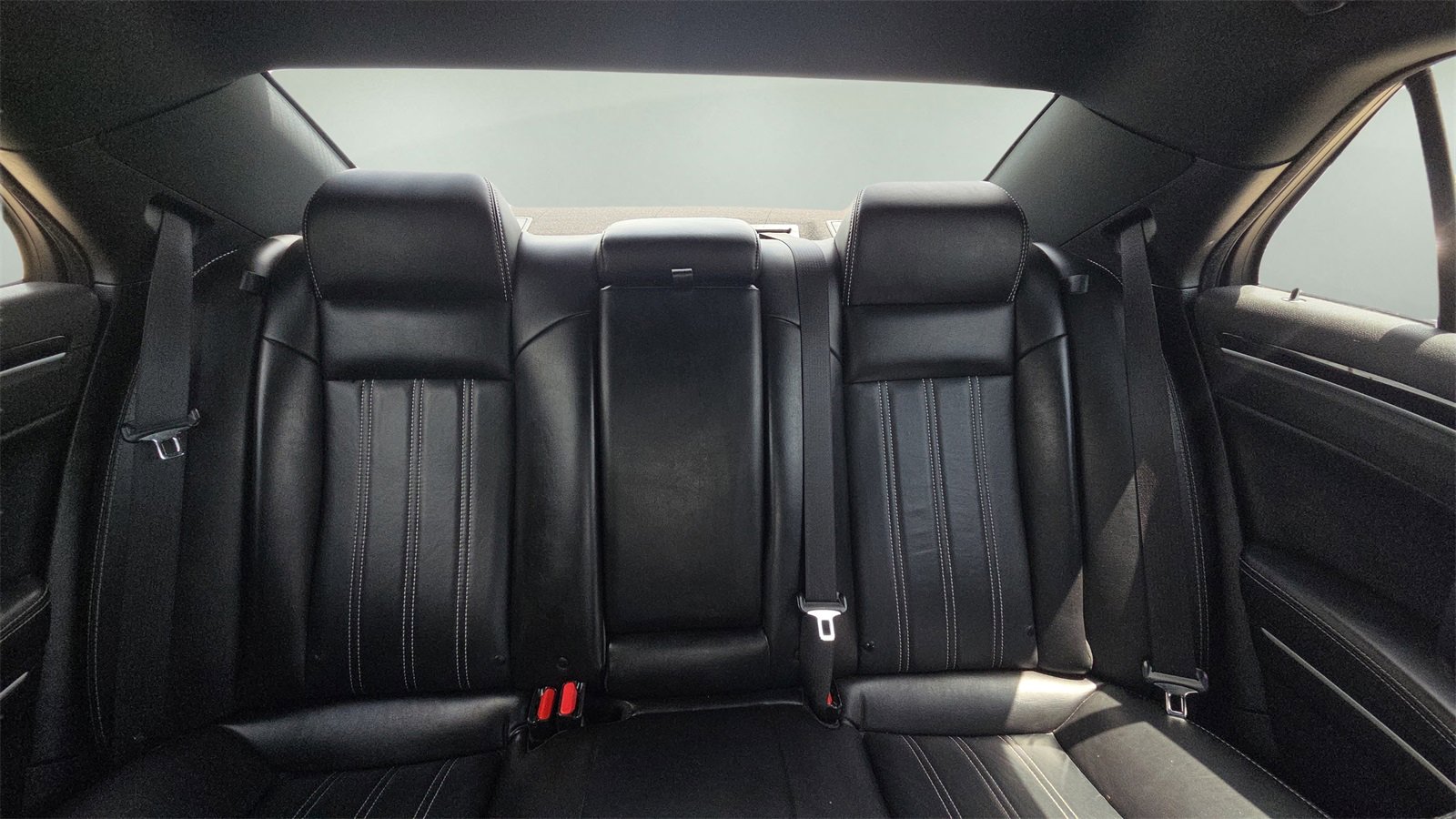 Used 2021 Chrysler 300 S image 12