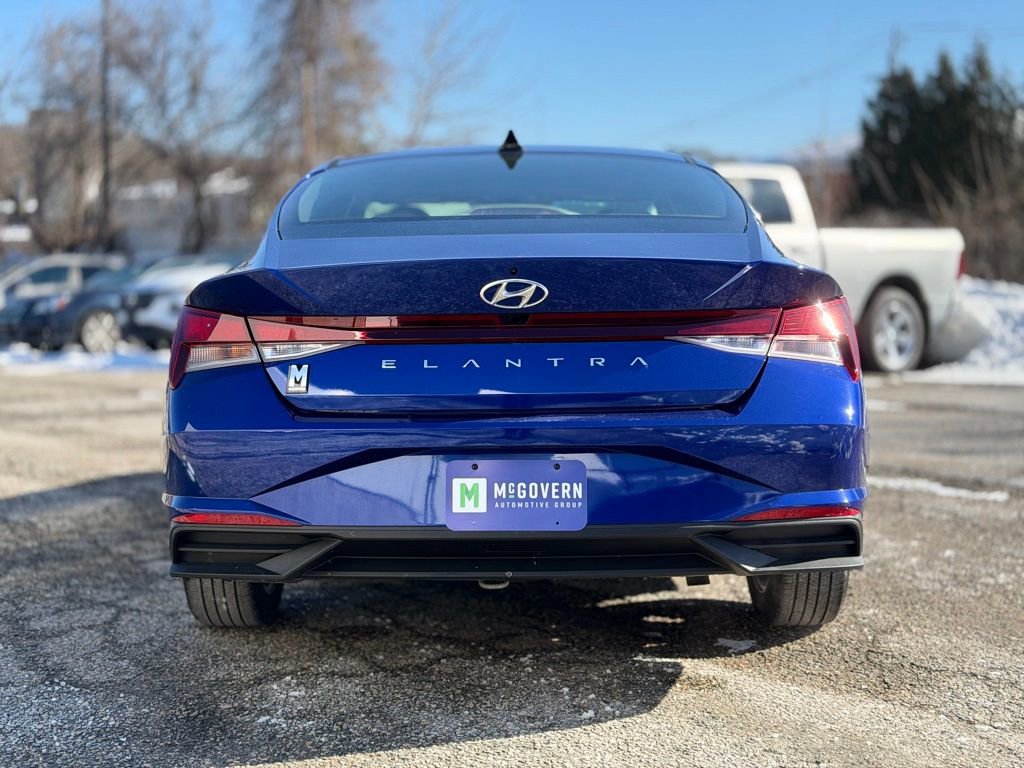 Used 2023 Hyundai Elantra SEL image 5