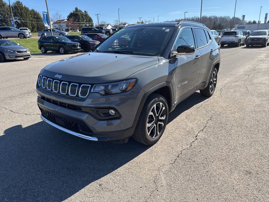Used 2022 Jeep Compass Limited image 1