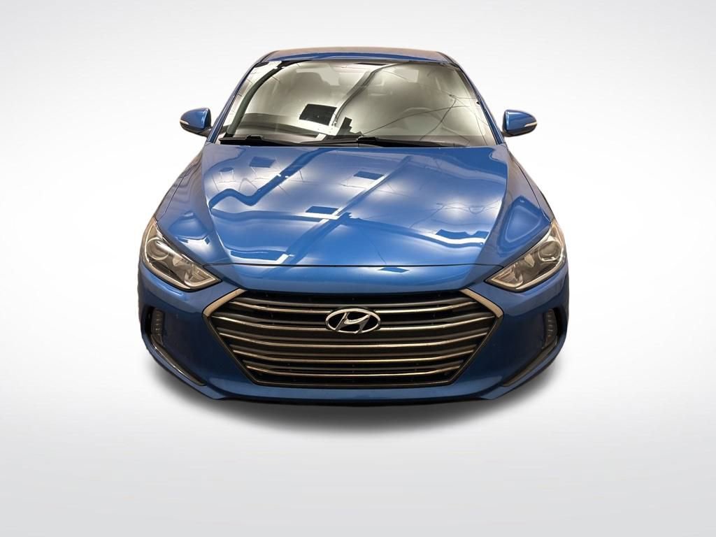 Used 2017 Hyundai Elantra Limited image 2