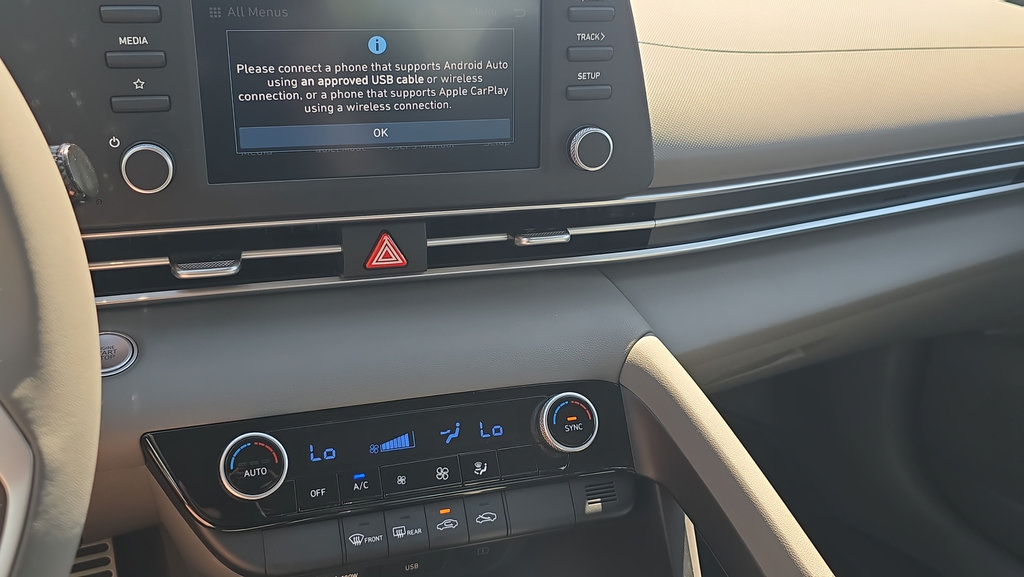 New 2026 Hyundai Elantra Sport FWD image 18
