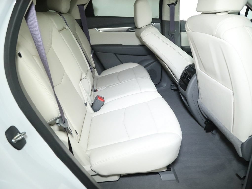 Used 2022 Cadillac XT5 Premium Luxury AWD/4WD image 34