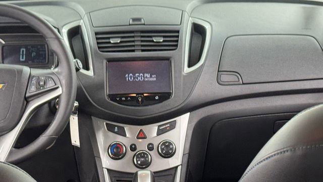 Used 2015 Chevrolet Trax LT w/ LT Sun and Sound Package image 16
