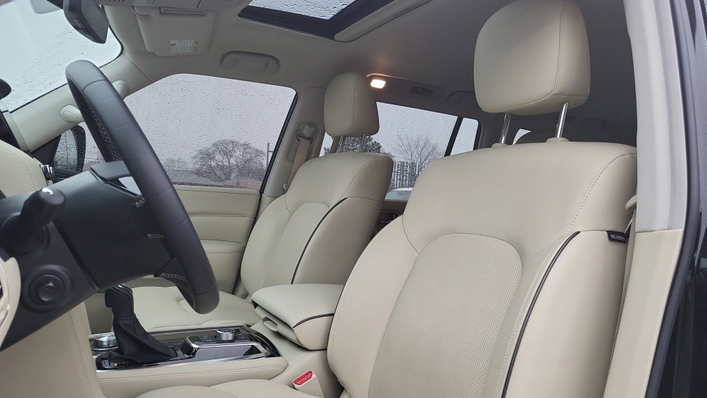 Used 2024 INFINITI QX80 Luxe w/ Cargo Package image 17