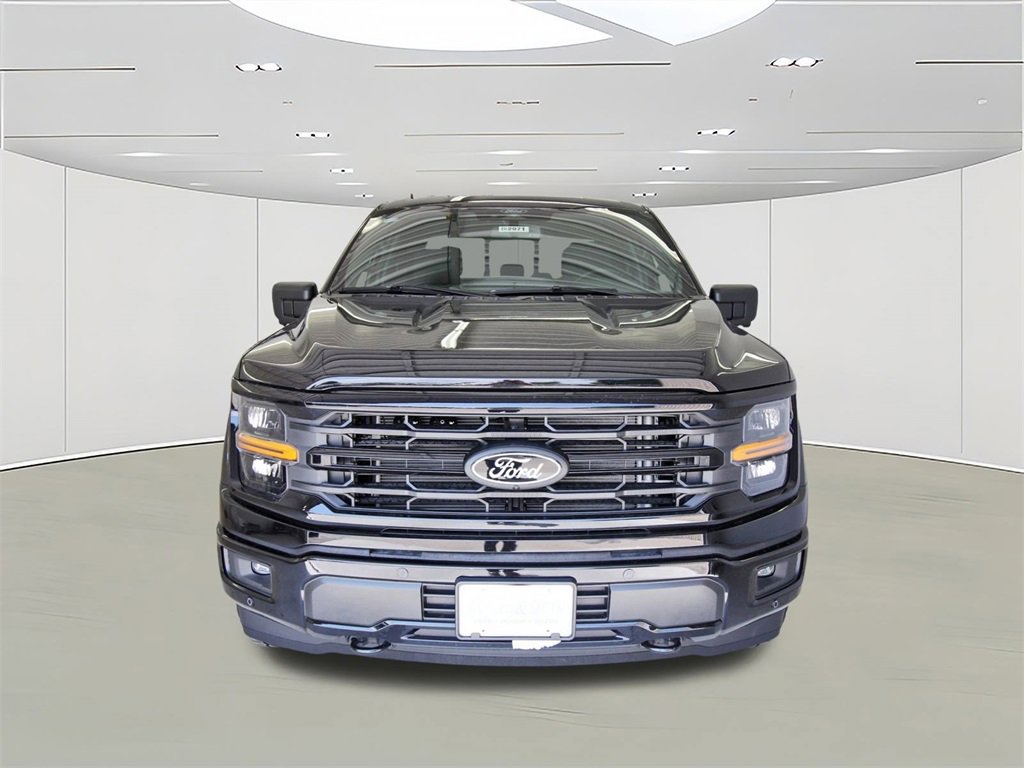 New 2025 Ford F150 XLT w/ Equipment Group 302A MID image 2