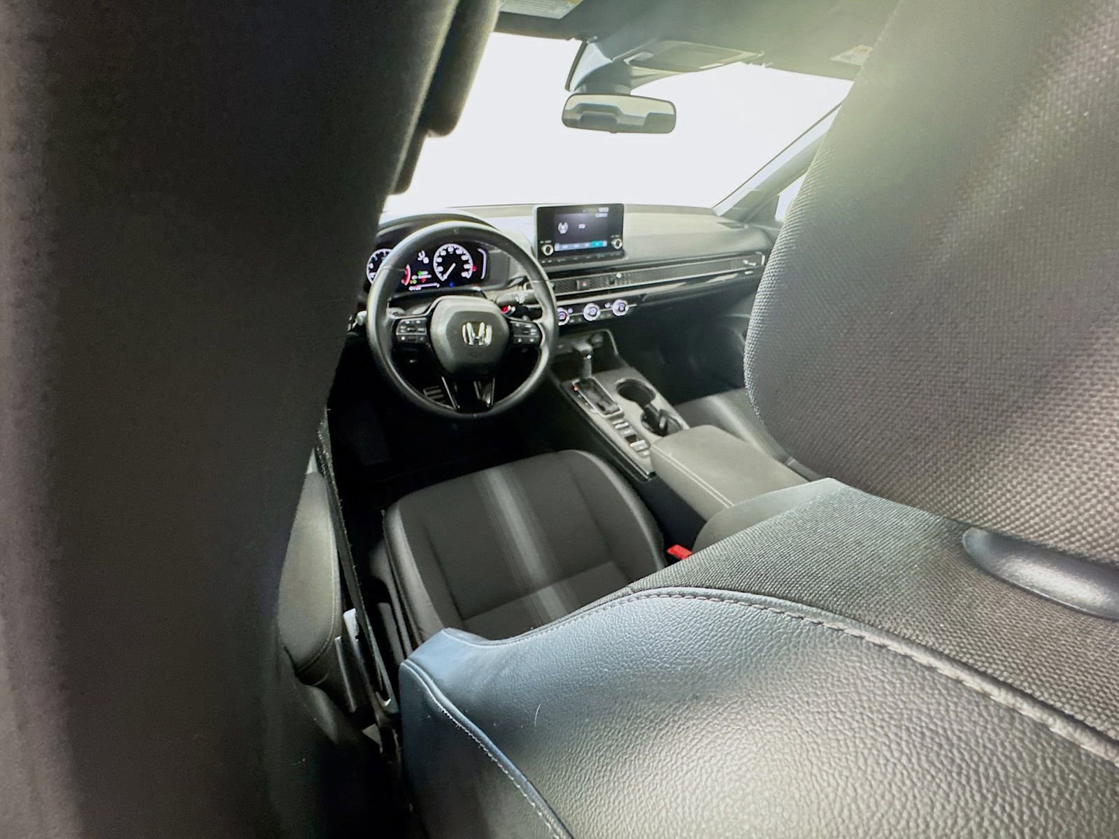 Used 2025 Honda Civic Sport image 24