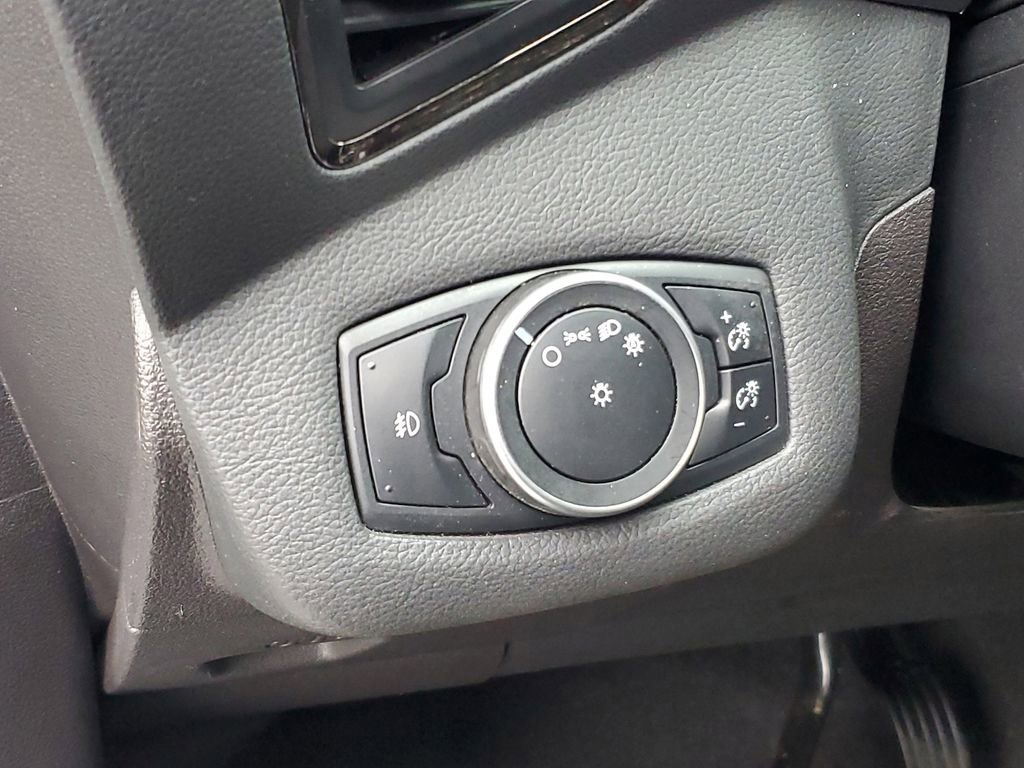 Used 2015 Ford Escape Titanium AWD/4WD image 9