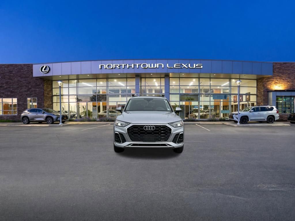 Used 2022 Audi Q5 2.0T Premium Plus w/ Premium Plus Package AWD/4WD image 19