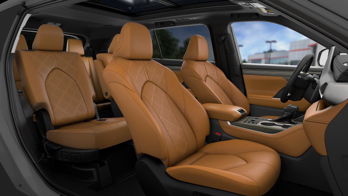 New 2026 Toyota Highlander Platinum image 44