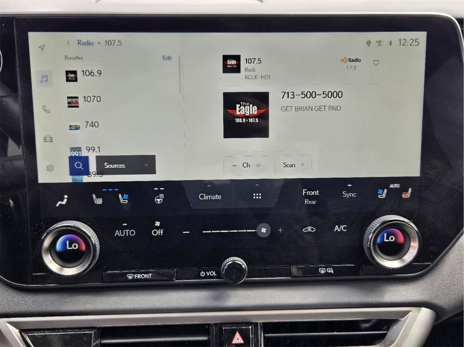 Used 2023 Lexus RX 350 Premium w/ Cold Area Package FWD image 14