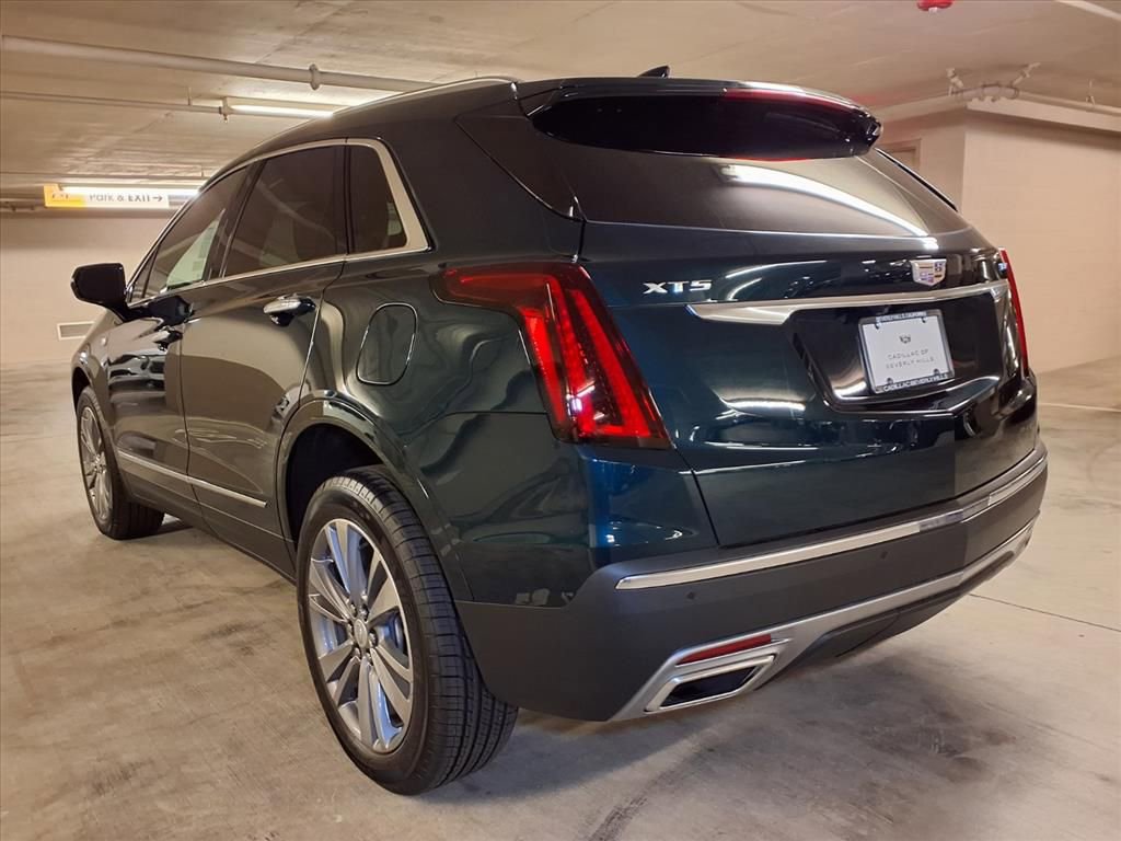 New 2025 Cadillac XT5 Premium Luxury FWD image 10