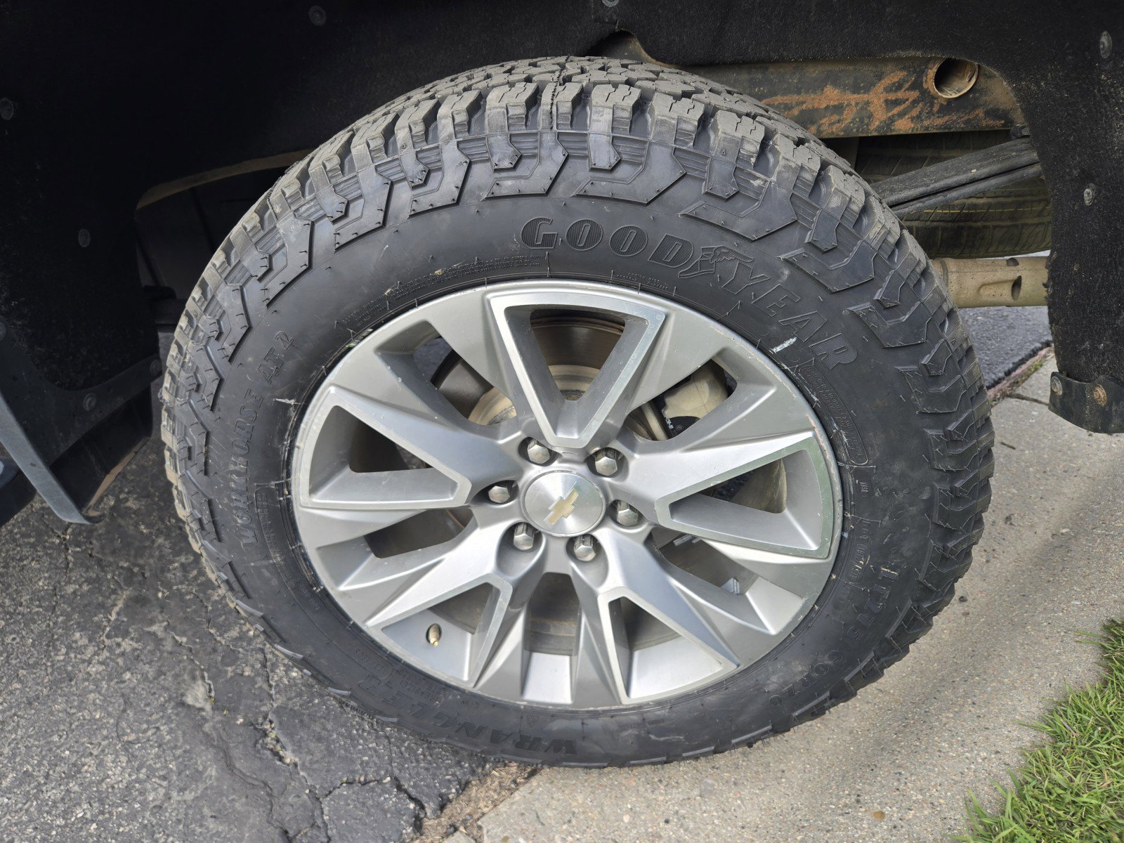 Used 2021 Chevrolet Silverado 1500 High Country w/ Z71 Off-Road Package image 34