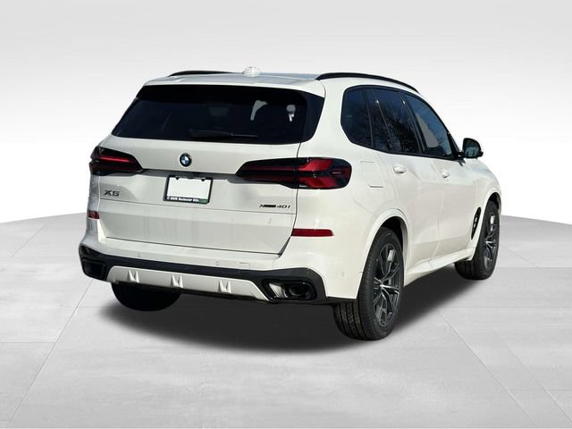 New 2026 BMW X5 xDrive40i w/ M Sport Package AWD/4WD image 4