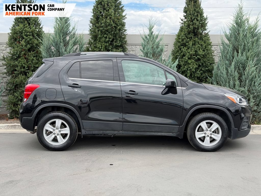Used 2020 Chevrolet Trax LT AWD/4WD image 9
