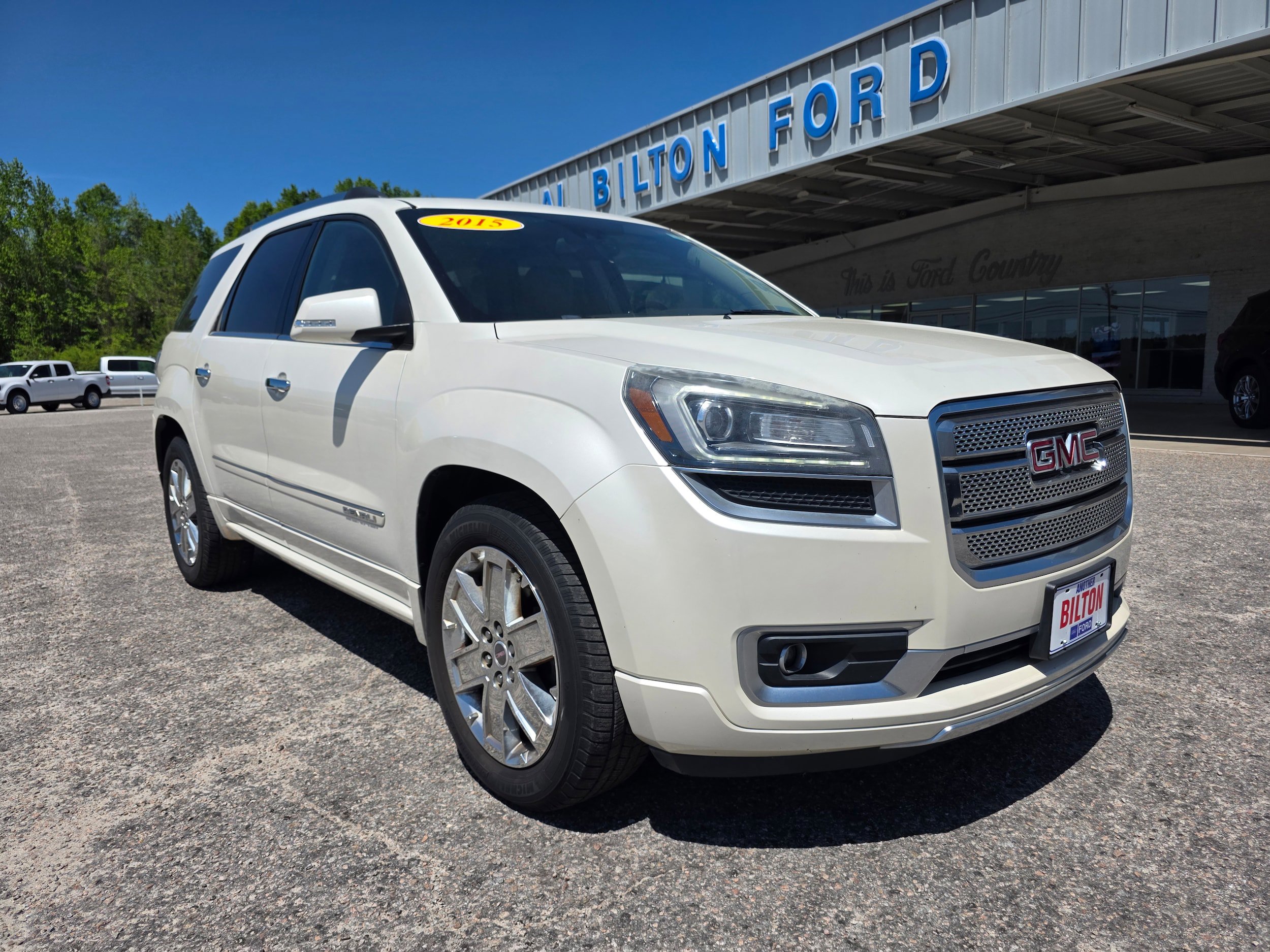 Used 2015 GMC Acadia Denali image 1