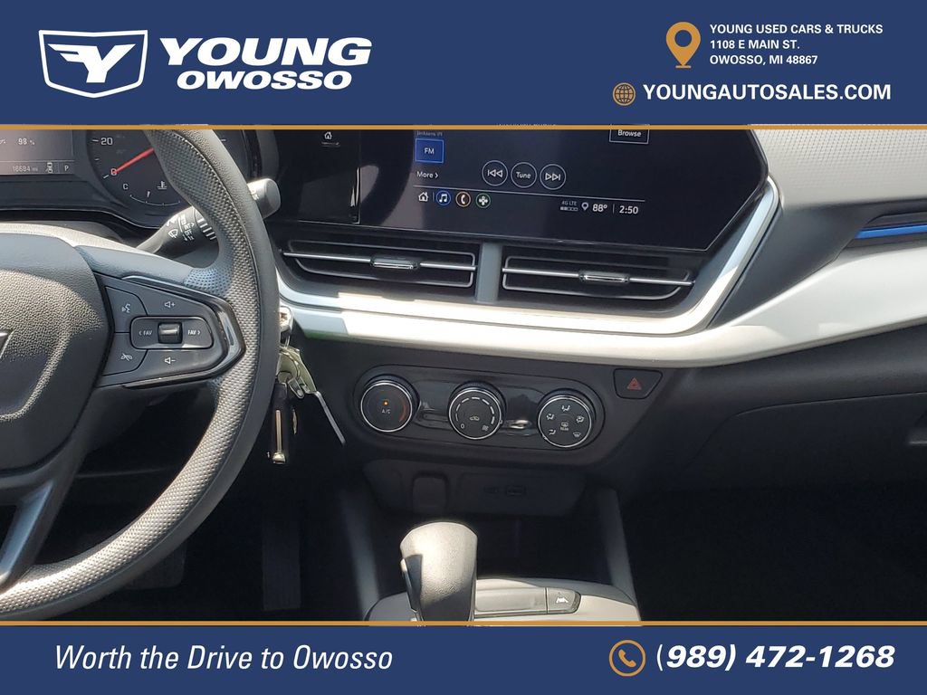 Certified 2024 Chevrolet Trax LS FWD image 22