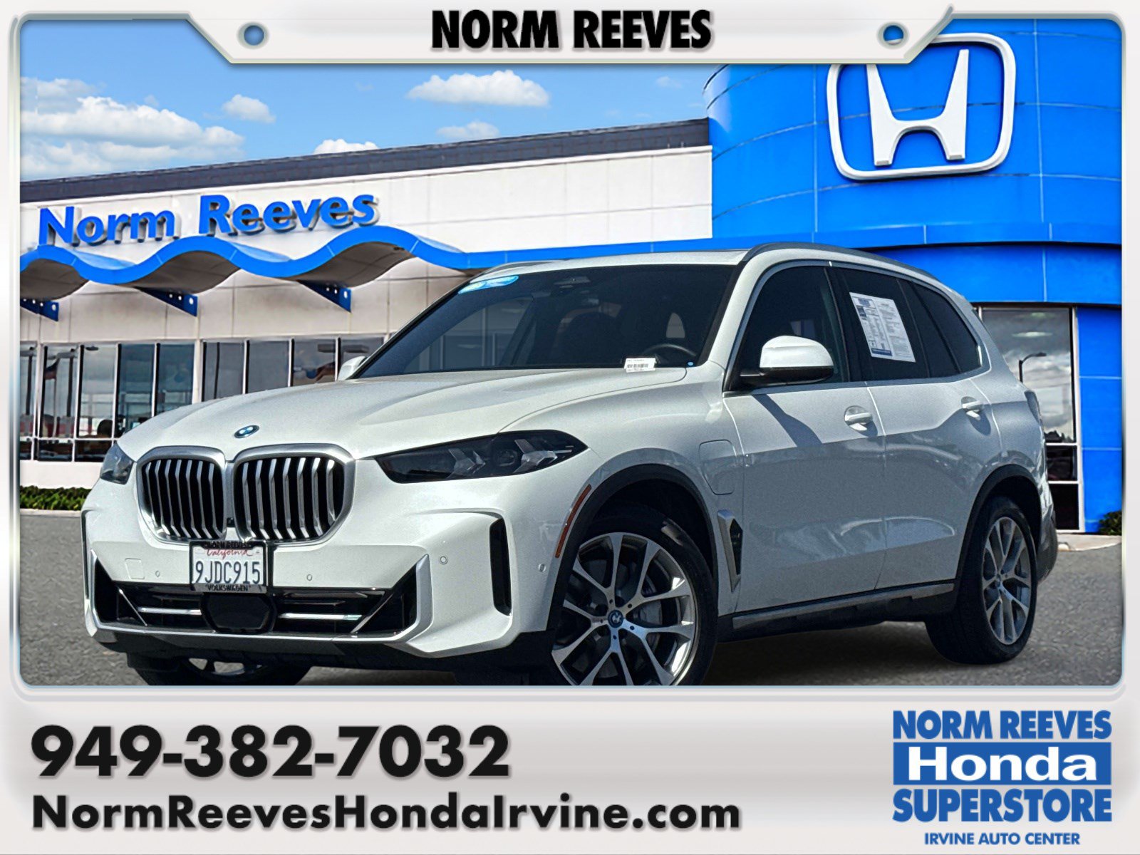 Used 2024 BMW X5 xDrive50e w/ Parking Assistance Package AWD/4WD image 1