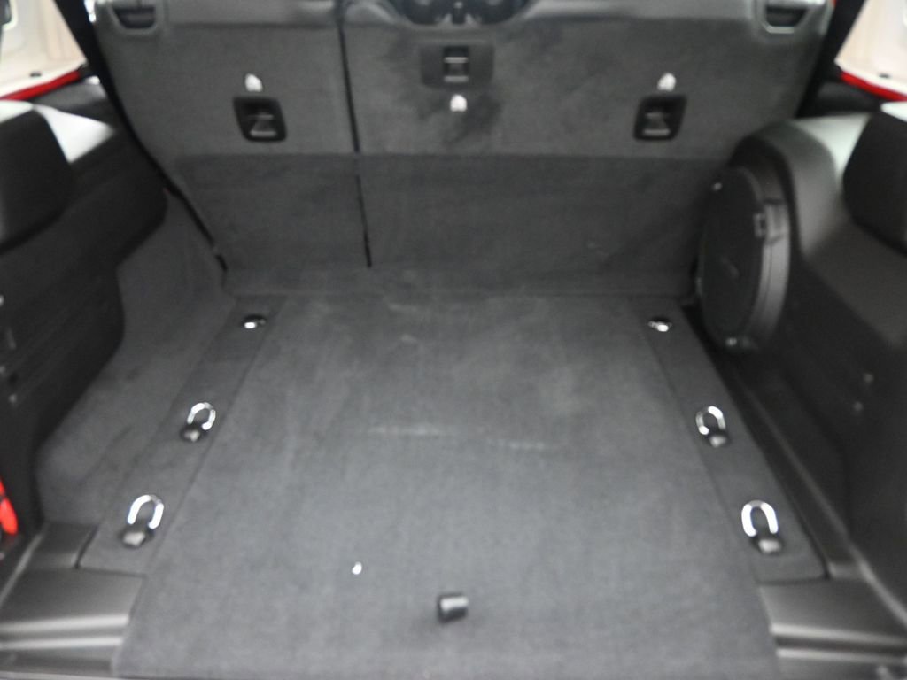 New 2025 Jeep Wrangler Sahara image 27