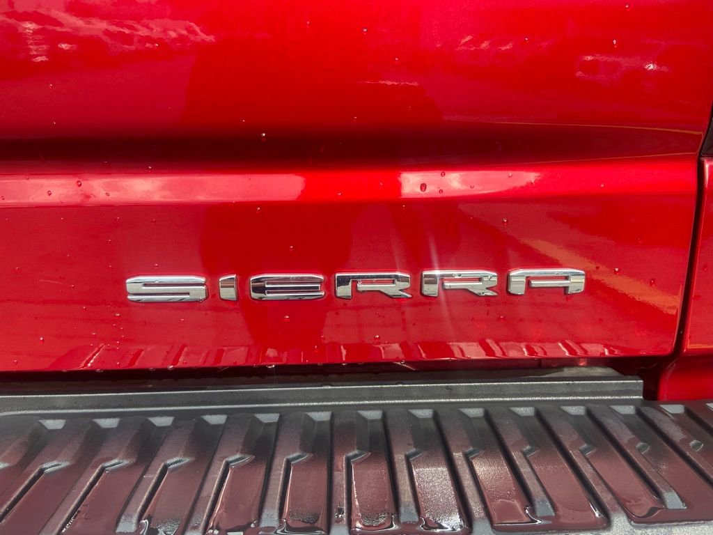 Used 2024 GMC Sierra 1500 Denali AWD/4WD image 9