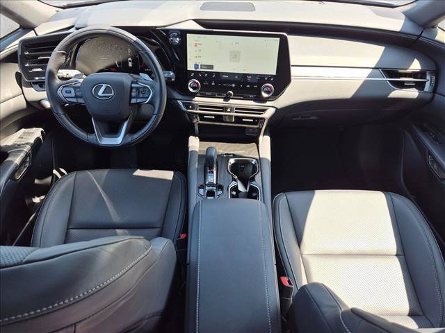 Used 2025 Lexus RX 350 Premium FWD image 17